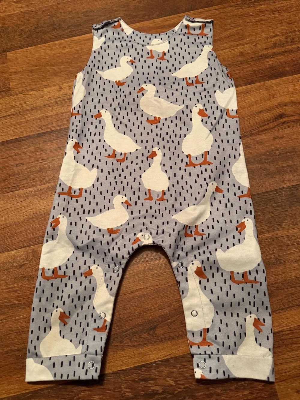 Goose print baby romper